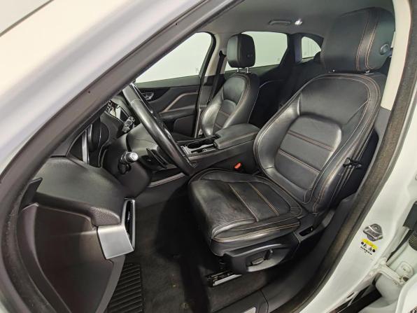 Jaguar F-Pace I с пробегом 2017 года, цена 2 399 000 рублей, 136442 км, внедорожник, Автокод Объявления