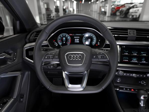 Audi Q3 II (F3) с пробегом 2026 года, цена 3 990 000 рублей, 33 км, внедорожник, Автокод Объявления