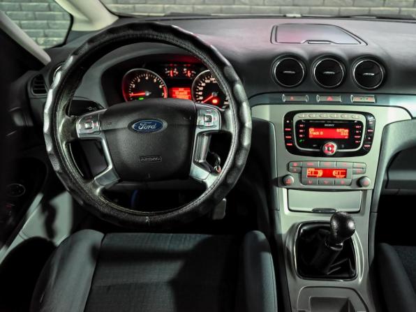 Ford S-MAX I с пробегом 2008 года, цена 670 000 рублей, 355435 км, минивэн, Автокод Объявления