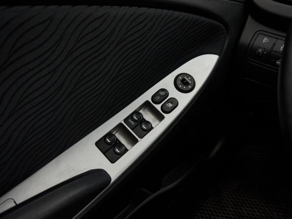 Hyundai Solaris I с пробегом 2014 года, цена 945 000 рублей, 104000 км, седан, Автокод Объявления