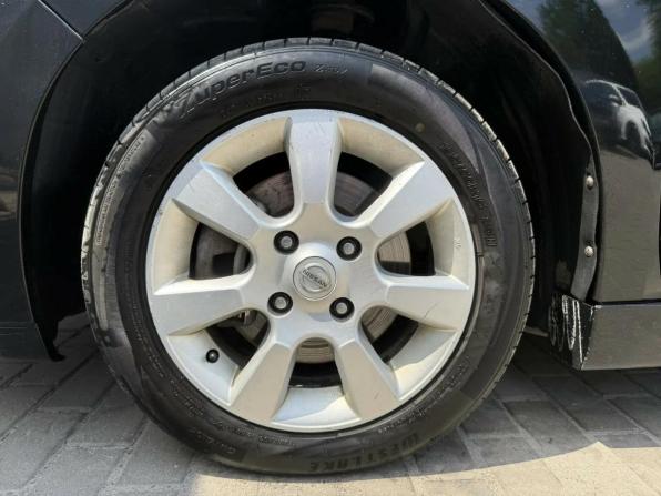 Nissan Tiida I Рестайлинг с пробегом 2010 года, цена 599 000 рублей, 333204 км, хэтчбек, Автокод Объявления