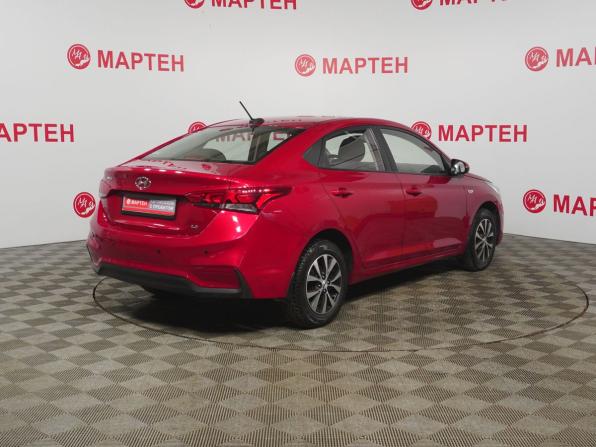 Hyundai Solaris II с пробегом 2017 года, цена 1 289 000 рублей, 90236 км, седан, Автокод Объявления