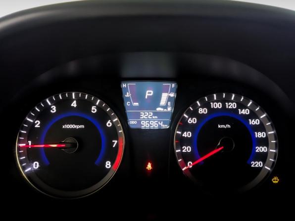 Hyundai Solaris I с пробегом 2012 года, цена 899 000 рублей, 97000 км, седан, Автокод Объявления