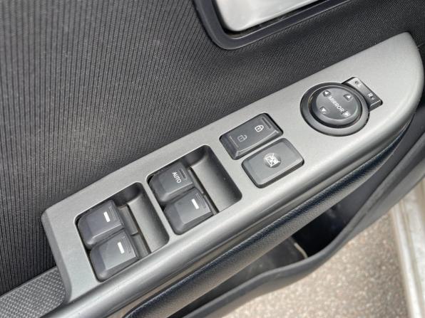 Kia Rio III Рестайлинг с пробегом 2015 года, цена 985 000 рублей, 159046 км, седан, Автокод Объявления