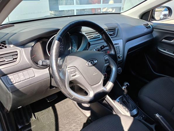 Kia Rio III Рестайлинг с пробегом 2015 года, цена 1 129 000 рублей, 96041 км, седан, Автокод Объявления