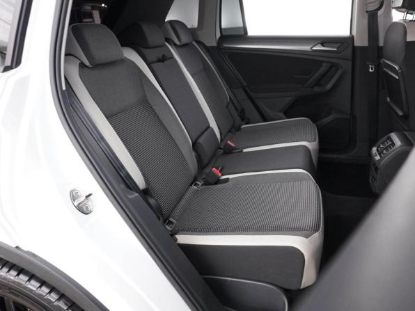 Volkswagen Tiguan II с пробегом 2018 года, цена 2 888 444 рубля, 111568 км, внедорожник, Автокод Объявления