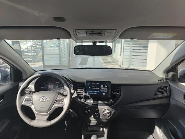 Hyundai Solaris II Рестайлинг с пробегом 2021 года, цена 1 620 000 рублей, 75260 км, седан, Автокод Объявления