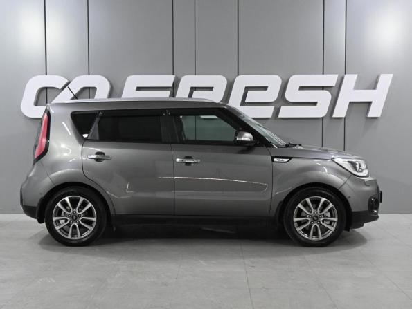 Kia Soul II Рестайлинг с пробегом 2017 года, цена 1 459 000 рублей, 195980 км, хэтчбек, Автокод Объявления