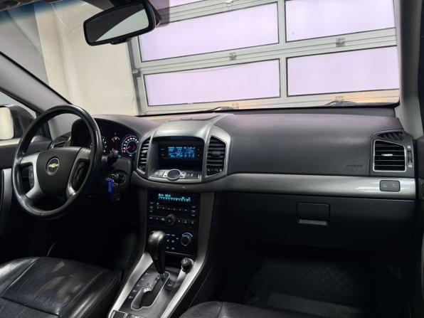 Chevrolet Captiva I Рестайлинг с пробегом 2013 года, цена 1 350 000 рублей, 151701 км, внедорожник, Автокод Объявления