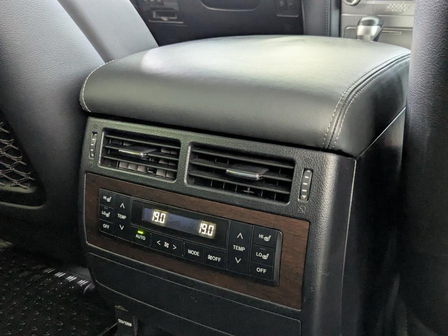 Toyota Land Cruiser 200 Series Рестайлинг 2 Москва  - изображение 30