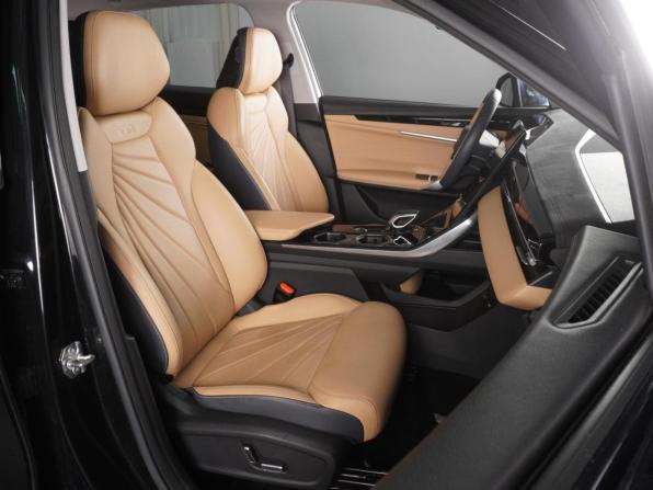 Geely Atlas II с пробегом 2023 года, цена 2 399 000 рублей, 73144 км, внедорожник, Автокод Объявления