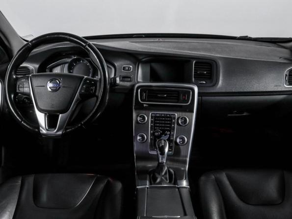 Volvo V60 Cross Country I с пробегом 2015 года, цена 1 699 000 рублей, 223001 км, универсал, Автокод Объявления