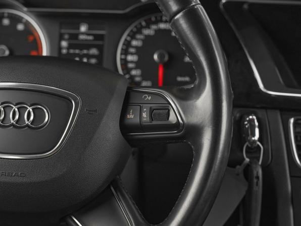 Audi A4 IV (B8) Рестайлинг с пробегом 2012 года, цена 1 199 000 рублей, 184100 км, седан, Автокод Объявления