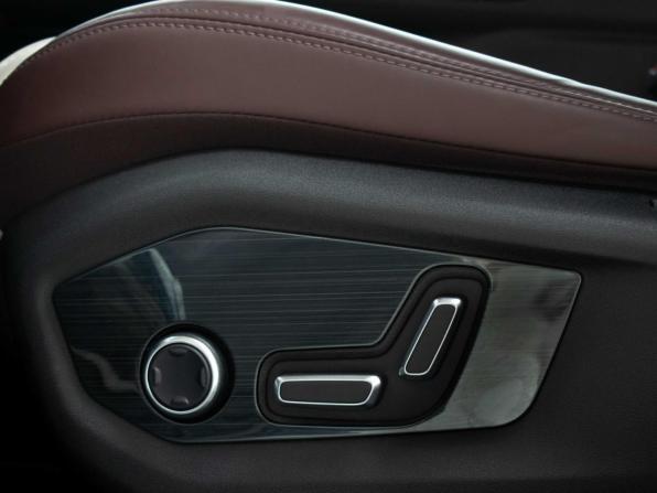 Geely Monjaro I с пробегом 2022 года, цена 3 100 000 рублей, 18600 км, внедорожник, Автокод Объявления