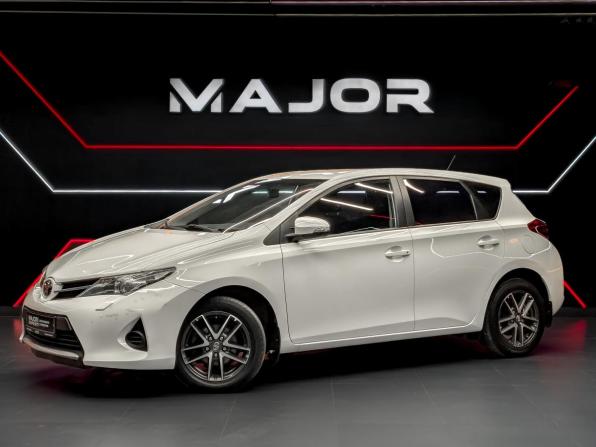 Toyota Auris II с пробегом 2014 года, цена 1 430 000 рублей, 90640 км, хэтчбек, Автокод Объявления