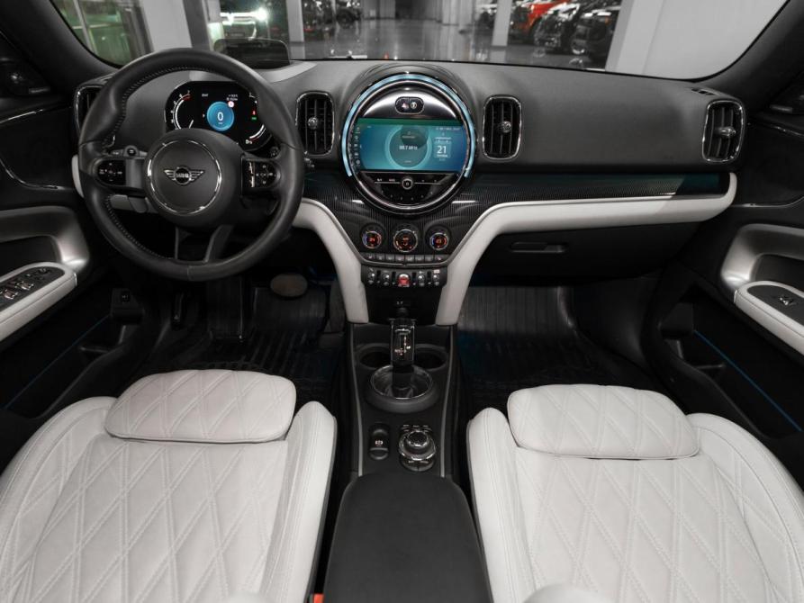 Mini Countryman II Рестайлинг Москва  - изображение 8