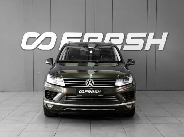 Volkswagen Touareg II Рестайлинг с пробегом 2015 года, цена 2 898 000 рублей, 141556 км, внедорожник, Автокод Объявления