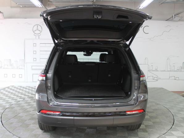 Jeep Grand Cherokee V (WL) с пробегом 2023 года, цена 5 590 000 рублей, 42000 км, внедорожник, Автокод Объявления