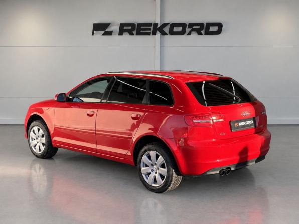 Audi A3 II (8P) Рестайлинг 2 с пробегом 2010 года, цена 949 000 рублей, 180264 км, хэтчбек, Автокод Объявления
