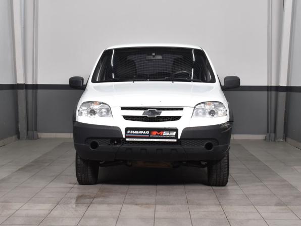 Chevrolet Niva I Рестайлинг с пробегом 2015 года, цена 522 999 рублей, 255645 км, внедорожник, Автокод Объявления
