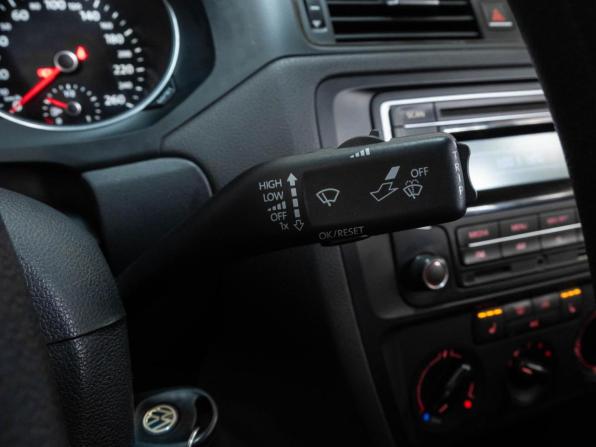 Volkswagen Jetta VI Рестайлинг с пробегом 2015 года, цена 1 059 000 рублей, 58719 км, седан, Автокод Объявления