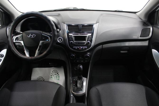 Hyundai Solaris I Рестайлинг с пробегом 2015 года, цена 990 000 рублей, 149492 км, хэтчбек, Автокод Объявления