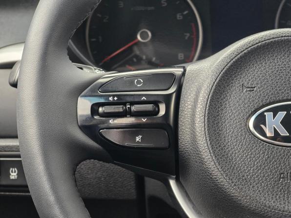 Kia Rio IV с пробегом 2019 года, цена 1 499 000 рублей, 135237 км, седан, Автокод Объявления