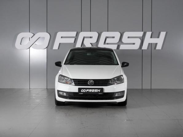 Volkswagen Polo V Рестайлинг с пробегом 2019 года, цена 1 539 000 рублей, 69225 км, седан, Автокод Объявления