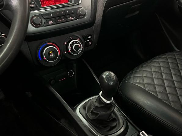 Kia Rio III с пробегом 2013 года, цена 847 000 рублей, 275346 км, седан, Автокод Объявления
