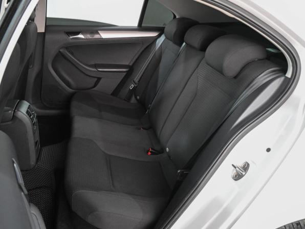 Volkswagen Jetta VI Рестайлинг с пробегом 2016 года, цена 1 549 000 рублей, 137156 км, седан, Автокод Объявления