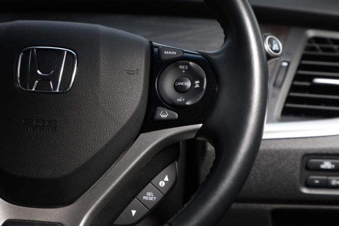 Honda Jade I с пробегом 2015 года, цена 1 499 000 рублей, 141933 км, компактвэн, Автокод Объявления