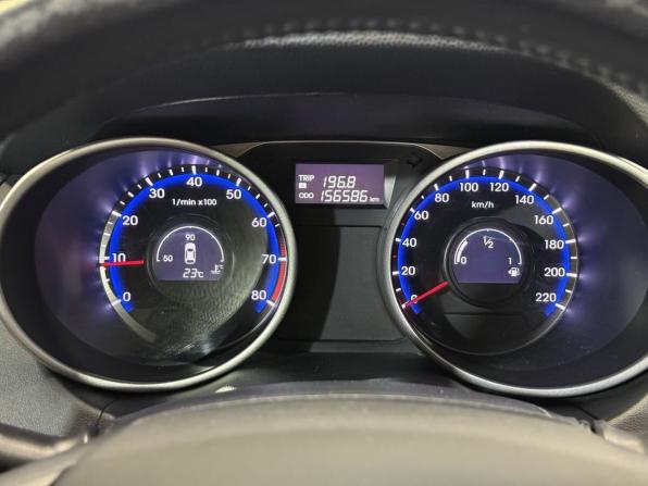 Hyundai ix35 I Рестайлинг с пробегом 2013 года, цена 1 160 000 рублей, 156375 км, внедорожник, Автокод Объявления