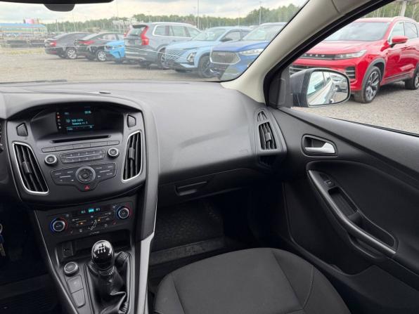 Ford Focus III Рестайлинг с пробегом 2015 года, цена 875 000 рублей, 170000 км, хэтчбек, Автокод Объявления