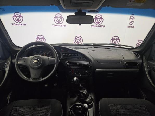 Chevrolet Niva I Рестайлинг с пробегом 2015 года, цена 575 000 рублей, 143344 км, внедорожник, Автокод Объявления