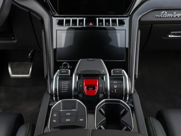 Lamborghini Urus I Рестайлинг с пробегом 2023 года, цена 32 500 000 рублей, 44063 км, внедорожник, Автокод Объявления