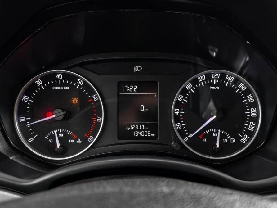 Skoda Octavia II (A5) Рестайлинг Санкт-Петербург  - изображение 17
