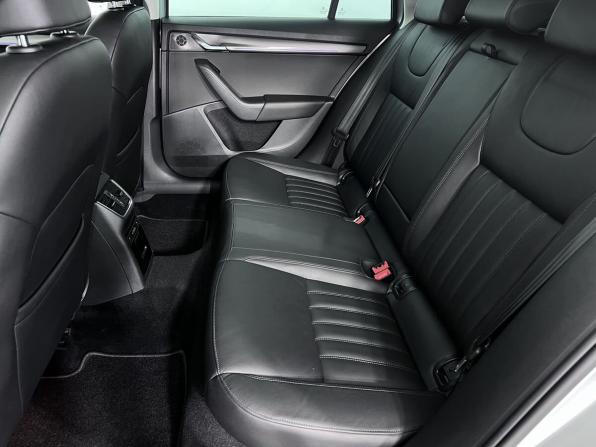 Skoda Octavia III (A7) Рестайлинг с пробегом 2019 года, цена 2 130 000 рублей, 128564 км, универсал, Автокод Объявления