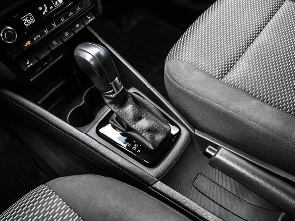 Volkswagen Polo VI с пробегом 2022 года, цена 1 699 000 рублей, 45087 км, лифтбек, Автокод Объявления