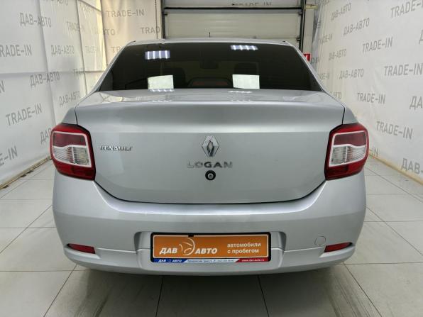 Renault Logan II с пробегом 2015 года, цена 625 000 рублей, 93000 км, седан, Автокод Объявления