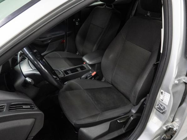 Ford Focus III Рестайлинг с пробегом 2019 года, цена 1 219 000 рублей, 119575 км, хэтчбек, Автокод Объявления