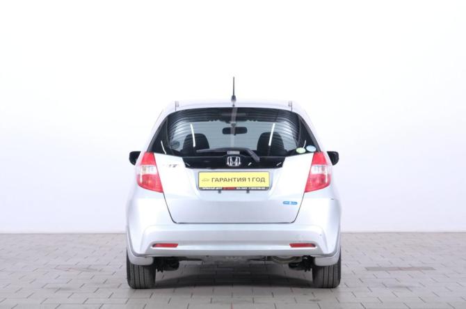 Honda Fit II с пробегом 2011 года, цена 1 049 000 рублей, 47200 км, хэтчбек, Автокод Объявления