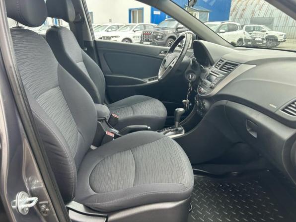 Hyundai Solaris I Рестайлинг с пробегом 2015 года, цена 965 000 рублей, 113473 км, хэтчбек, Автокод Объявления