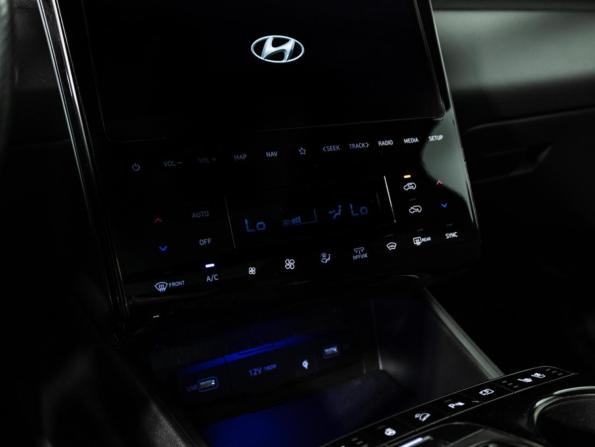 Hyundai Tucson IV с пробегом 2022 года, цена 3 073 908 рублей, 151841 км, внедорожник, Автокод Объявления