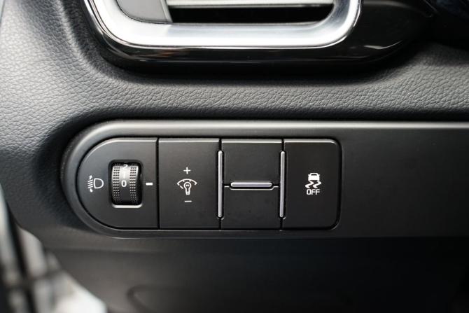 Kia Ceed III с пробегом 2019 года, цена 1 700 000 рублей, 180000 км, универсал, Автокод Объявления