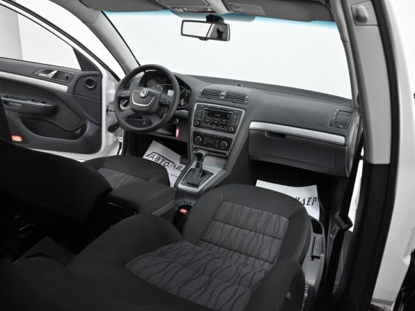 Skoda Octavia II (A5) Рестайлинг с пробегом 2012 года, цена 625 000 рублей, 146584 км, лифтбек, Автокод Объявления