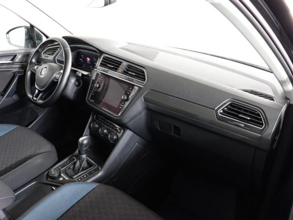 Volkswagen Tiguan II с пробегом 2019 года, цена 2 800 000 рублей, 105100 км, внедорожник, Автокод Объявления