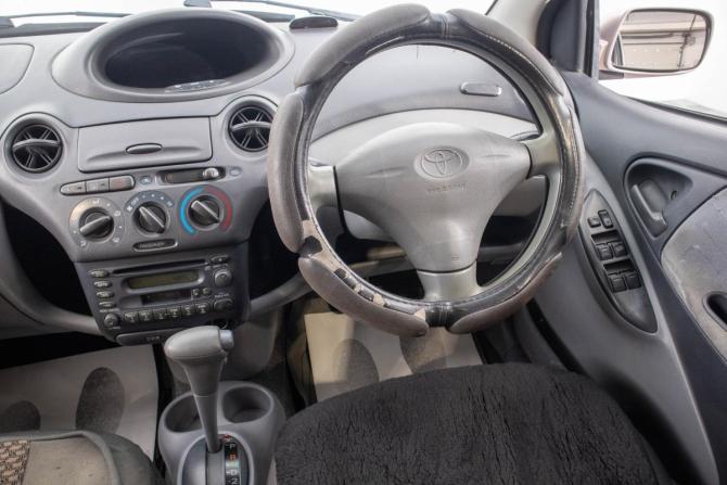 Toyota Vitz I (P10) с пробегом 2000 года, цена 389 000 рублей, 259000 км, хэтчбек, Автокод Объявления