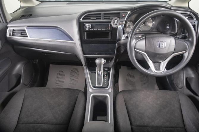 Honda Fit Shuttle I Рестайлинг с пробегом 2016 года, цена 1 259 000 рублей, 185000 км, универсал, Автокод Объявления
