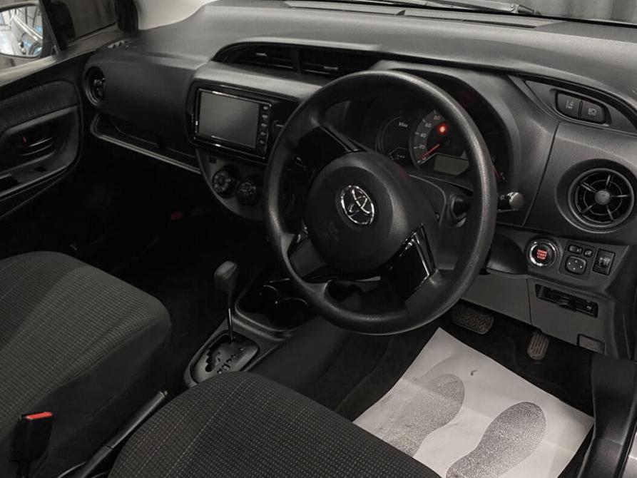 Toyota Vitz III (XP130) Рестайлинг 2 Красноярск  - изображение 8