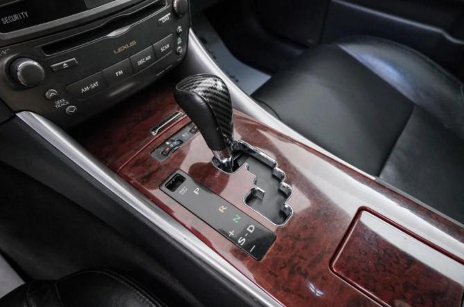 Lexus IS II Рестайлинг с пробегом 2008 года, цена 1 349 000 рублей, 232000 км, седан, Автокод Объявления